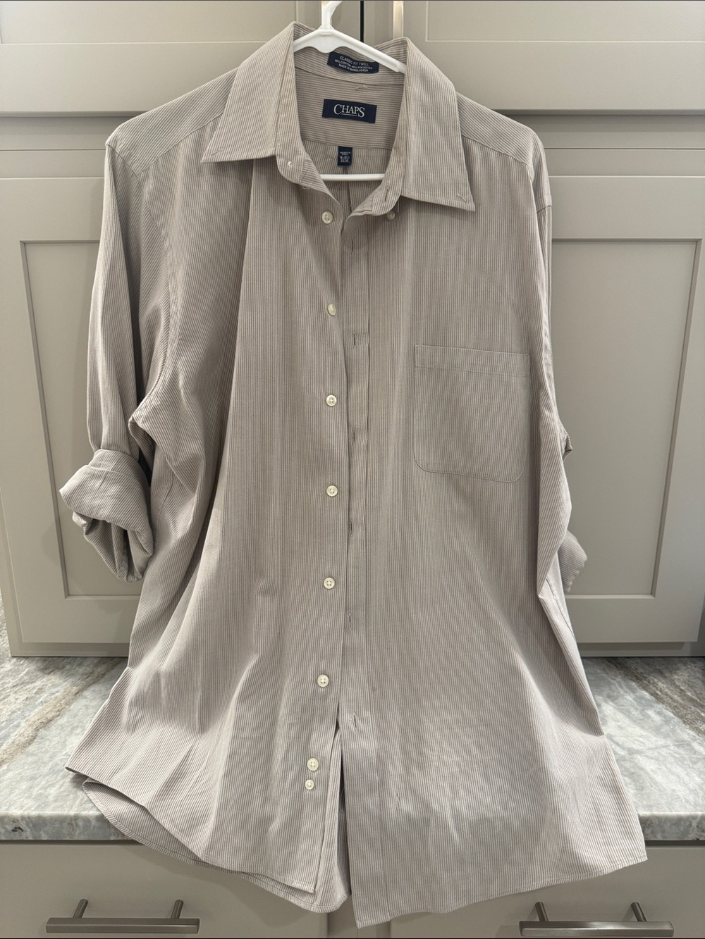 Chaps Men's Light Beige Long-Sleeve Button-Down Shirt